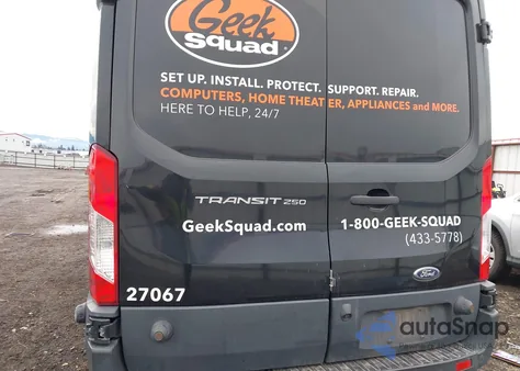 2015 Ford Transit-250 из США, поврежденный, VIN 1FTYR2CM1FKA73068